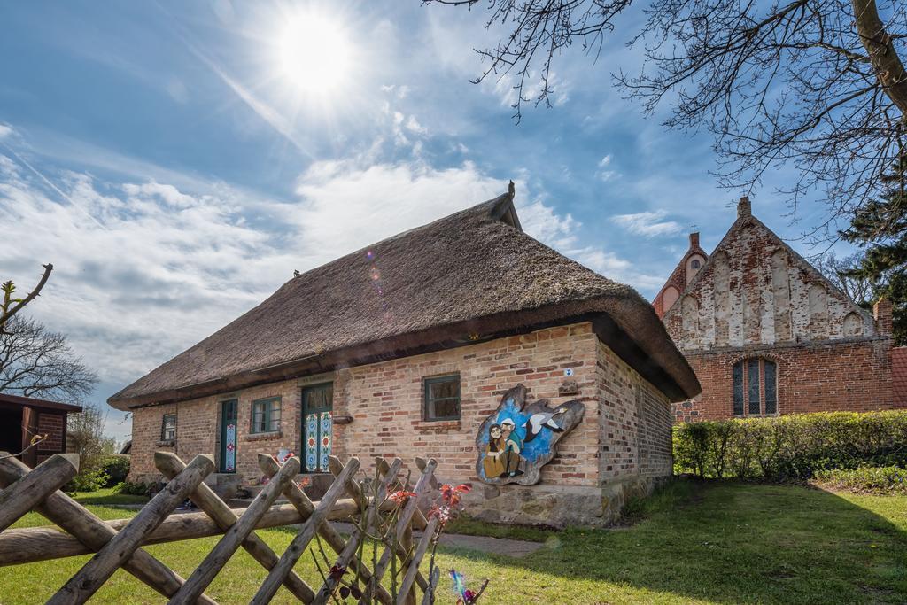 Ferienwohnung Hexenhaus auf Rügen Rappin Exterior foto
